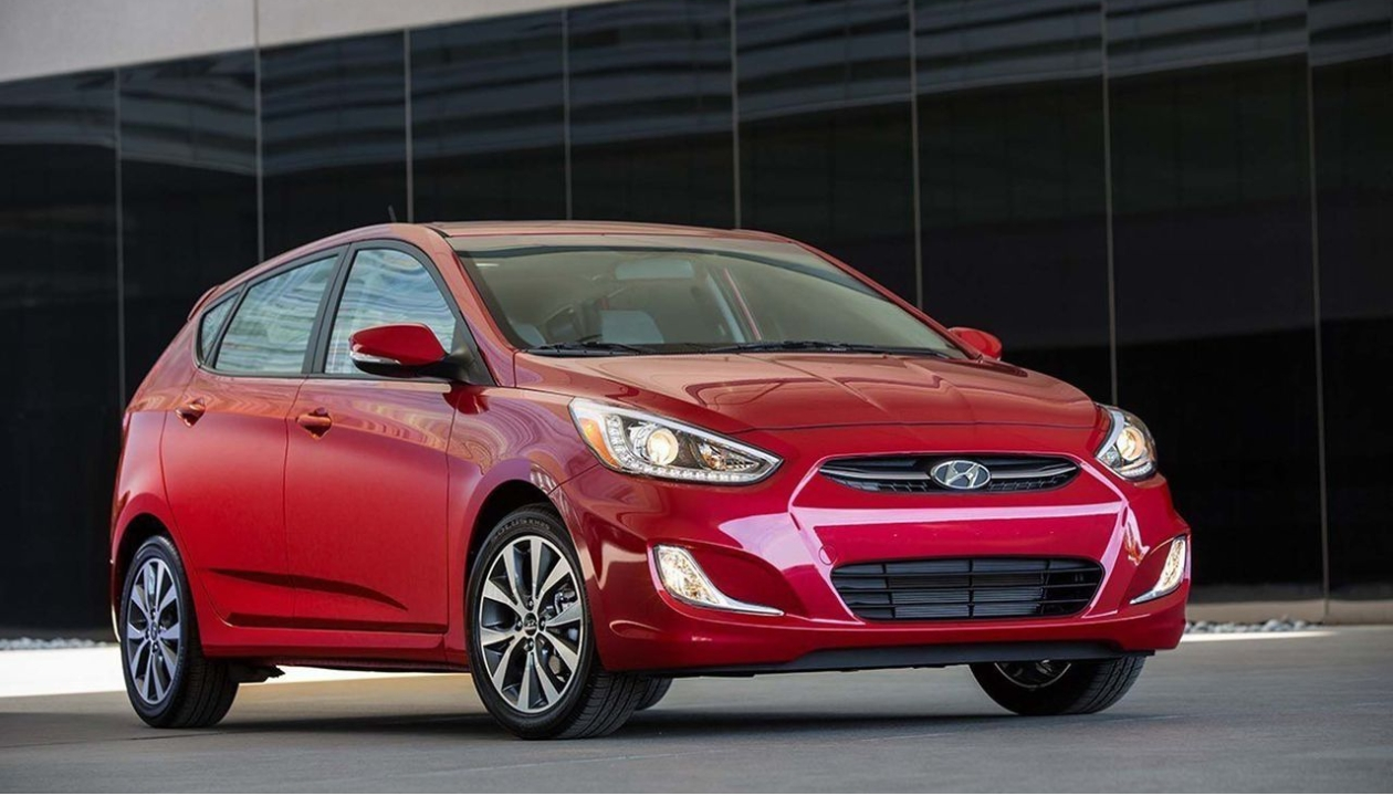 Hyundai Accent thế hệ thứ 5 ra mắt tại Triển lãm Ô tô Quốc tế Toronto năm 2017