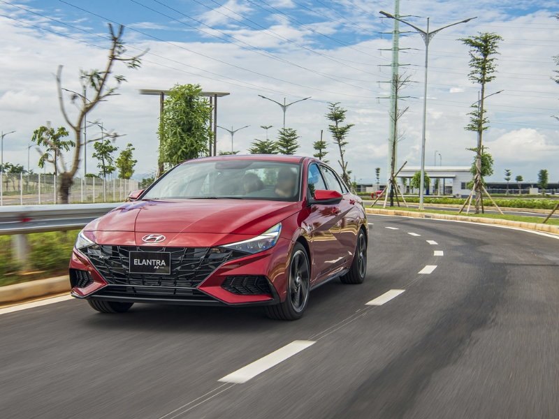 Hyundai Elantra 2024 được trang bị nhiều tính năng an toàn